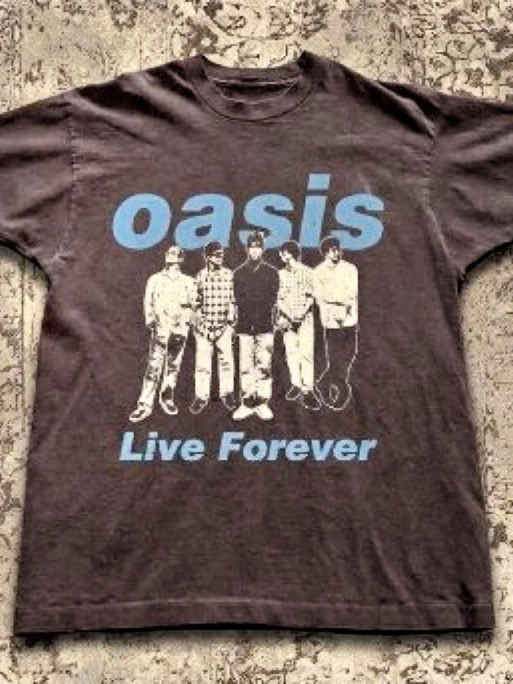 Oasis Live Forever Graphic T-Shirt in Black